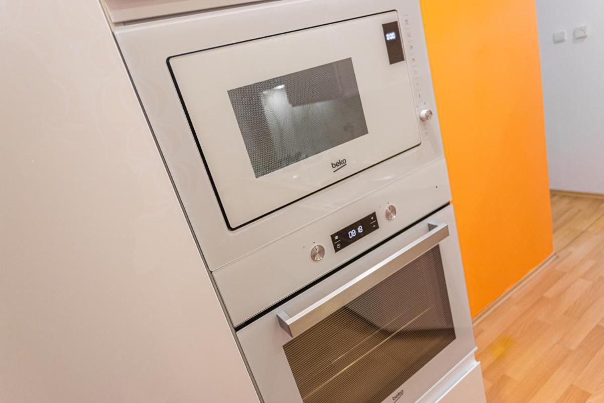 Jet Hottub - Washer&Dryer - 12Min Center - 160Mbs Wifi ปราก ภายนอก รูปภาพ